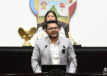 Diputados intercambian ideas con regidores y síndicos jóvenes