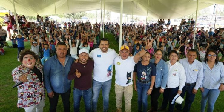 Niñas y niños disfrutaron del Festival de la Alegría en El Arenal