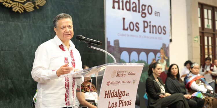 Hidalgo llega a Los Pinos con cultura y tradición