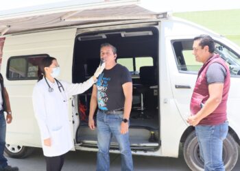 Realiza Semot pruebas de alcoholimetría a personas operadoras de transporte público