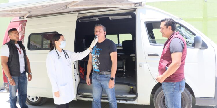 Realiza Semot pruebas de alcoholimetría a personas operadoras de transporte público