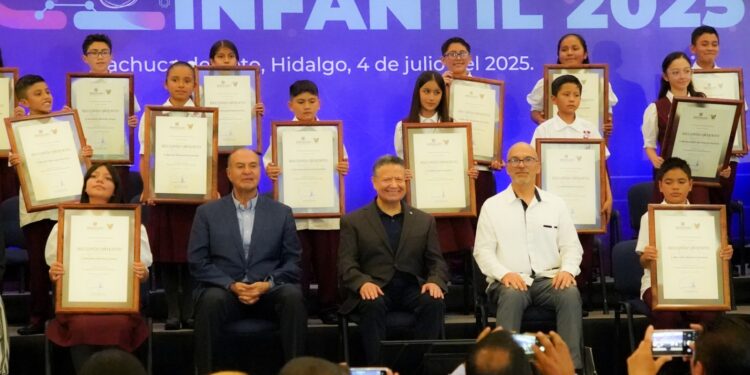 Julio Menchaca y BBVA impulsan el talento de ganadores de la Olimpiada del Conocimiento Infantil