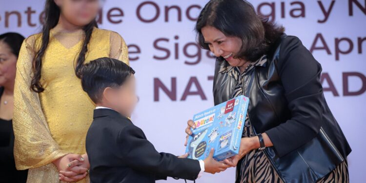 33 pacientes del Hospital del Niño DIF Hidalgo concluyen estudios con el programa Sigamos Aprendiendo