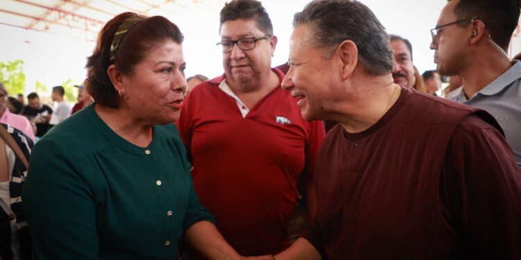 Julio Menchaca fortalece al campo hidalguense con entrega de apoyos en Progreso de Obregón