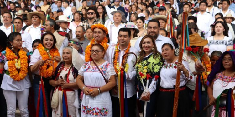 Más de 5 mil personas conmemoran, en Actopan, el Día Internacional de los Pueblos Indígenas