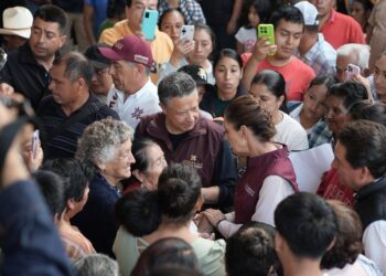 Gobiernos de México e Hidalgo, refrendan compromiso de mantener atención a las familias afectadas de Tianguistengo