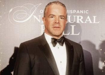 FGR abre investigación por delincuencia organizada contra Raúl Rocha, dueño de Miss Universo