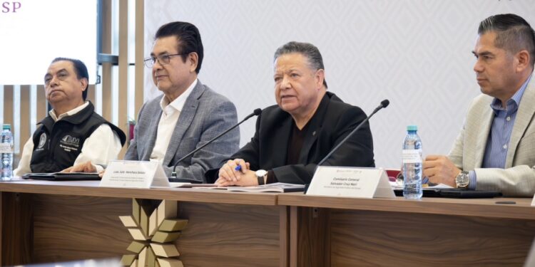 Julio Menchaca pide a municipios colaboración permanente para fortalecer acciones en materia de seguridad