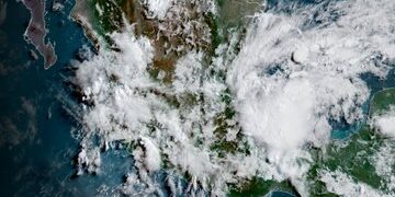 Prevén lluvias fuertes en gran parte del país durante la tarde y noche; persiste ambiente caluroso